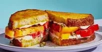 Exploring the World of Heirloom Tomatoes: A Comprehensive Guide