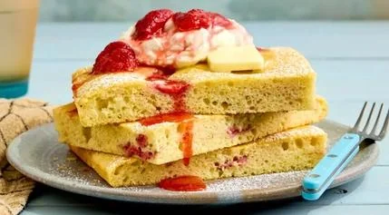 Sheet Pan Strawberry and Cream Pancakes: A Convenient Brunch Delight